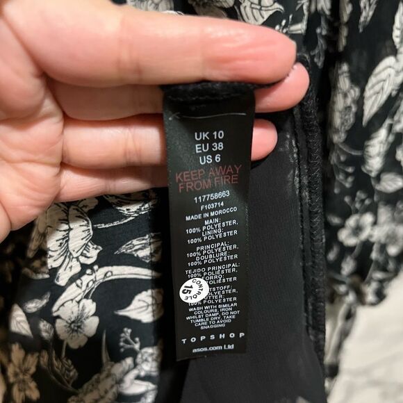 TOPSHOP Floral Cutouts Balloon Sleeve Dress - Picture 12 of 16